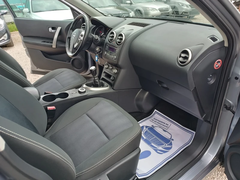 Nissan Qashqai 2.0i 4x4 - 13980 лв. - 24868341 14