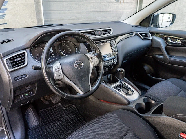 Nissan Qashqai 1.6 dci, снимка 2 - Автомобили и джипове - 55362899