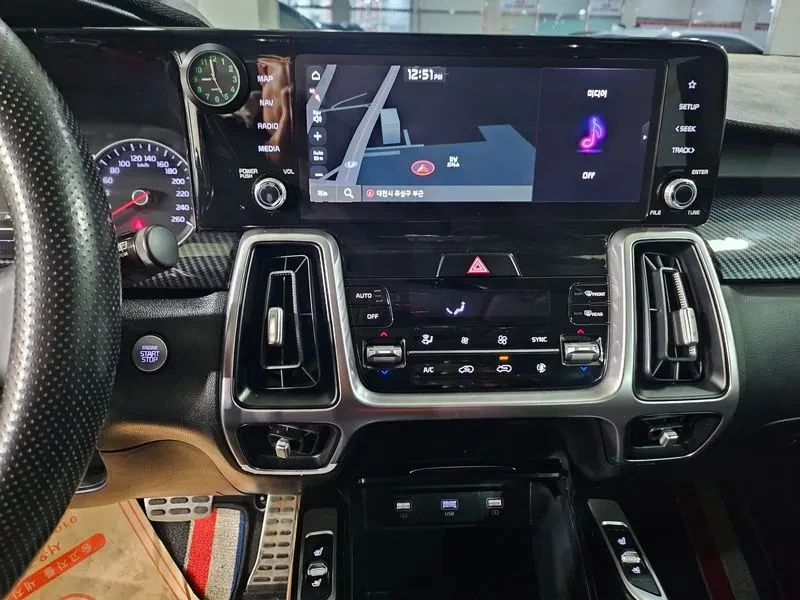 Kia Sorento 2.2 2Wd Prestige, снимка 12 - Автомобили и джипове - 56119048