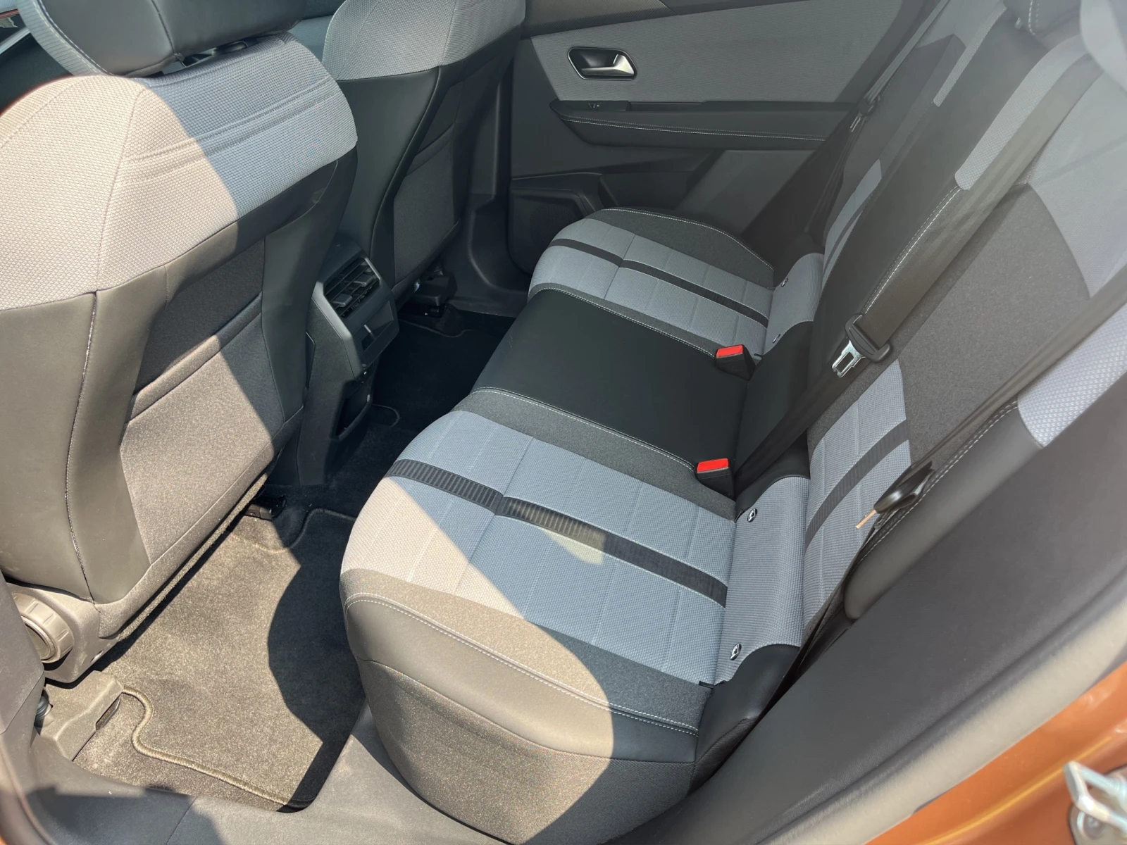 Opel Grandland GS 48V Hybrid  MY25 - изображение 10