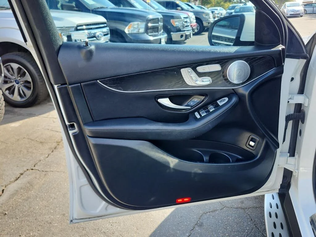 Mercedes-Benz GLC 300 COUPE/NAVI/BURMESTER/KAMEPA/KEYLESS - изображение 5