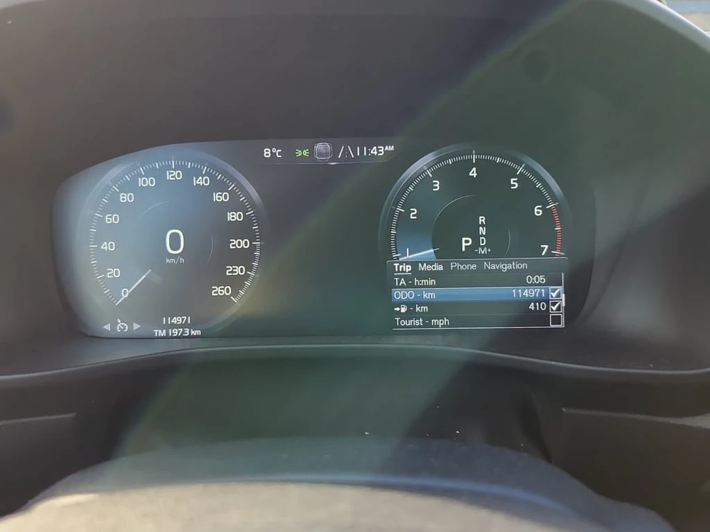 Volvo XC40 * R Design * CARFAX * БЕЗ ПЪРВОНАЧАЛНА ВНОСКА - изображение 9