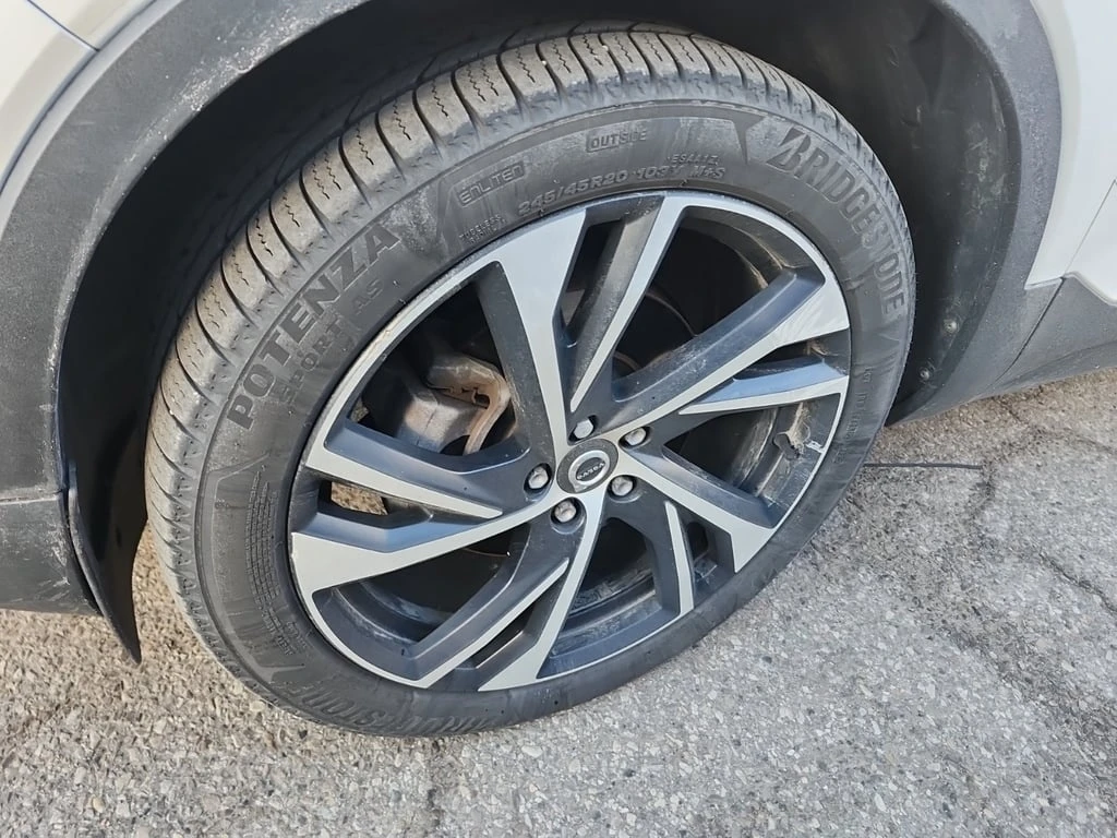 Volvo XC40 * R Design * CARFAX * БЕЗ ПЪРВОНАЧАЛНА ВНОСКА - изображение 6