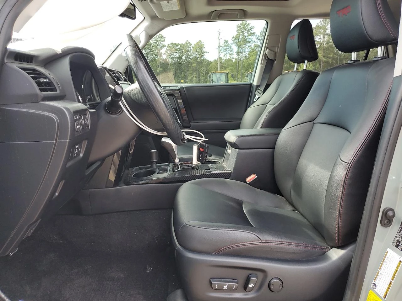 Toyota 4runner TRD Off Road Premium 4WD - изображение 7