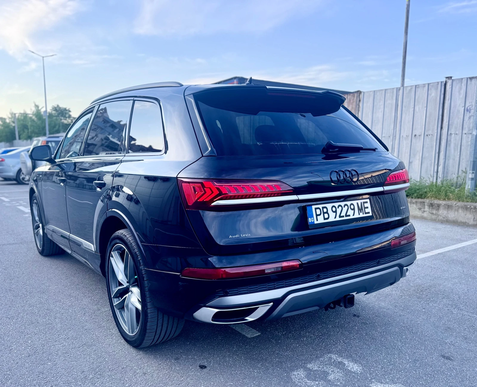 Audi Q7 S-line* 2021* 80KM* R22* PANO* TOP* , снимка 8 - Автомобили и джипове - 54566652