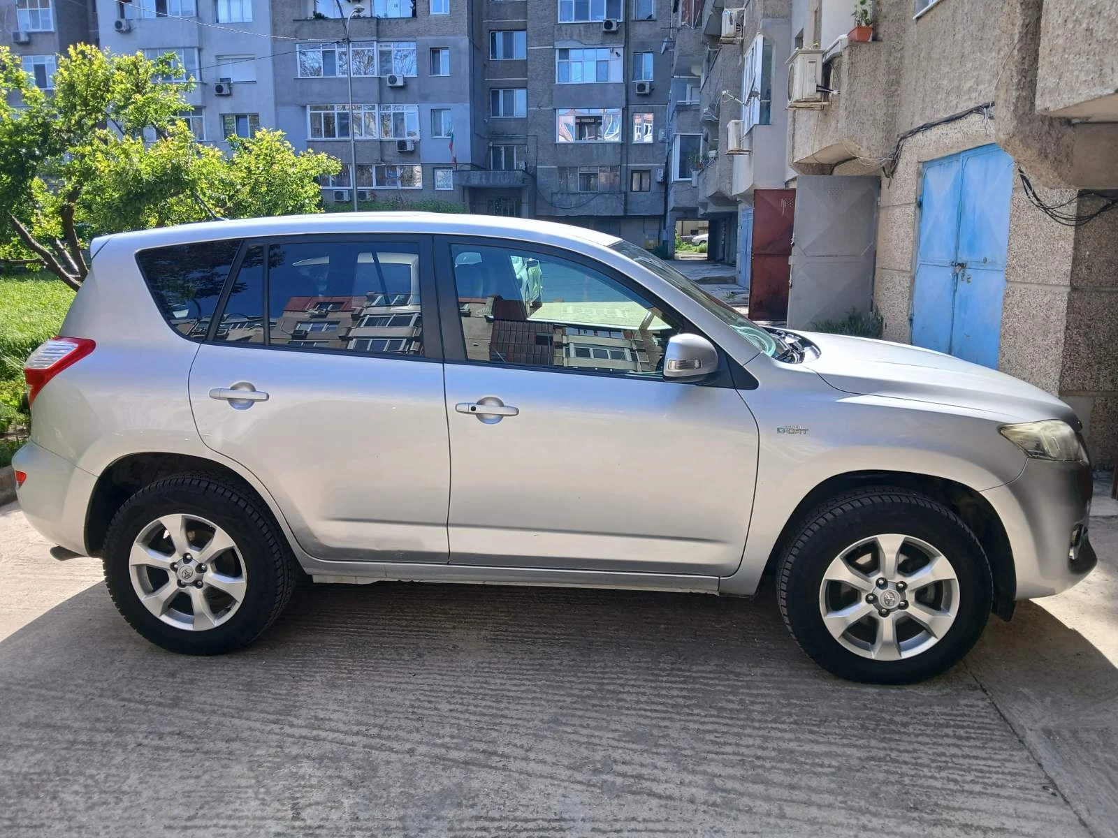 Toyota Rav4, снимка 5 - Автомобили и джипове - 54620237