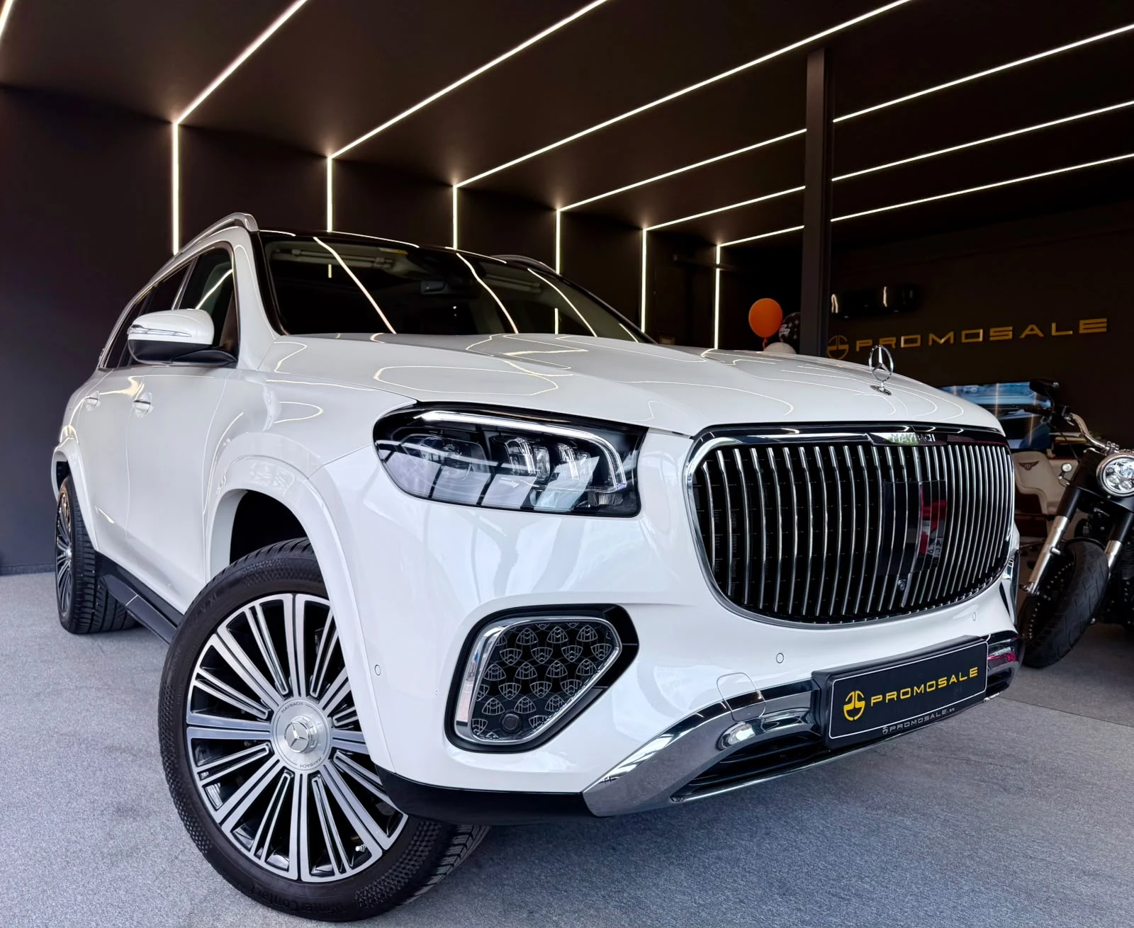 Mercedes-Benz GLS 600 Maybach 4M * TV* FirstClass* Pano* SoftCl* Лизинг