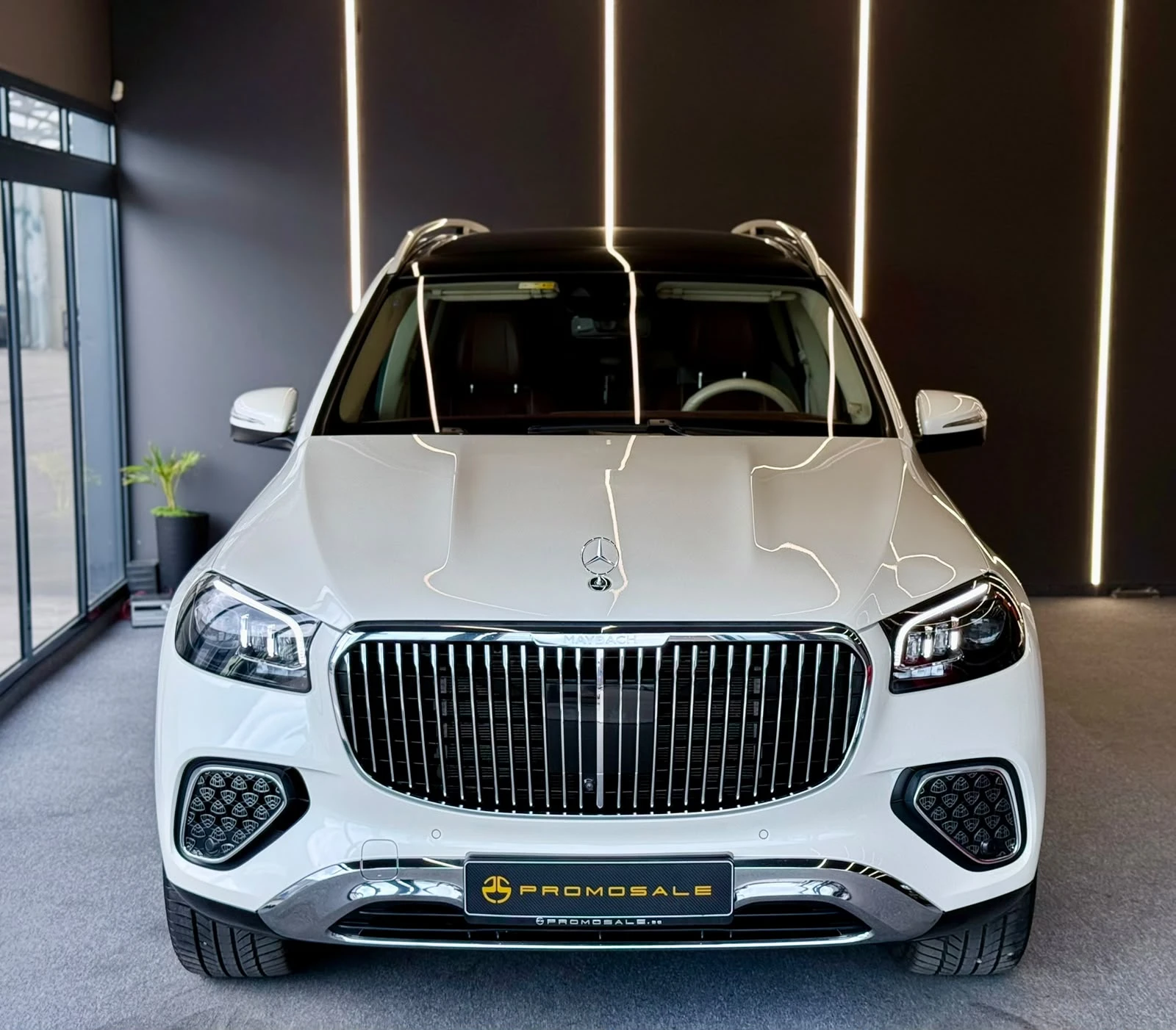Mercedes-Benz GLS 600 Maybach 4M * TV* FirstClass* Pano* SoftCl* Лизинг, снимка 2 - Автомобили и джипове - 54885312