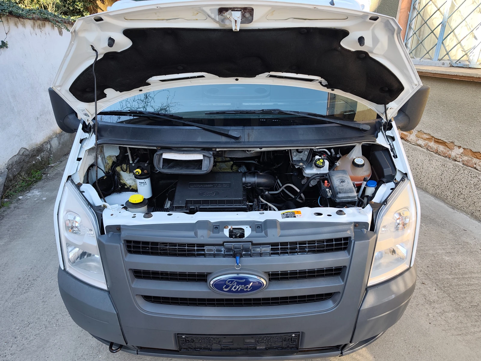 Ford Transit 2.2TDCI - ТОВАРЕН, снимка 14 - Бусове и автобуси - 54143834