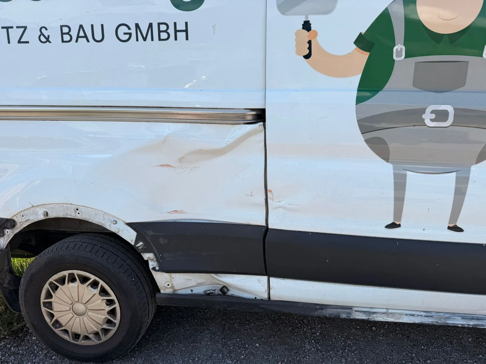 Ford Transit 2.2 дизел, 125КС . КЛИМАТИК , снимка 5 - Бусове и автобуси - 54328404