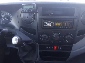 Iveco Daily 35S18 180кс. Климатик, снимка 9