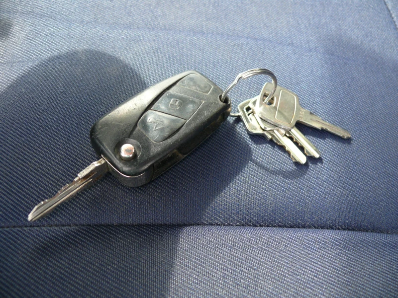 Iveco Daily 35S18 180кс. Климатик, снимка 15 - Камиони - 52820078