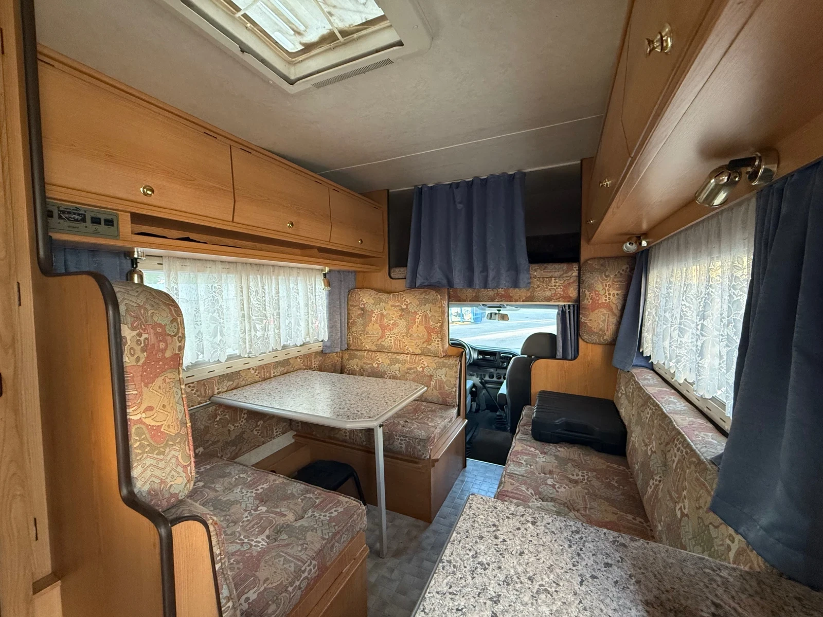 Кемпер Ford Transit HEHN MOBIL CLASSIC 2000 - изображение 7