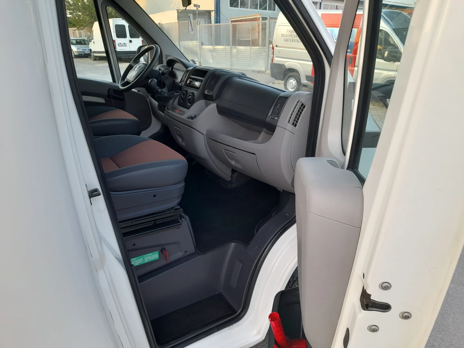 Кемпер Fiat ДУКАТО, снимка 6 - Каравани и кемпери - 55729676