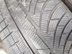 Гуми Зимни 235/50R18, снимка 6