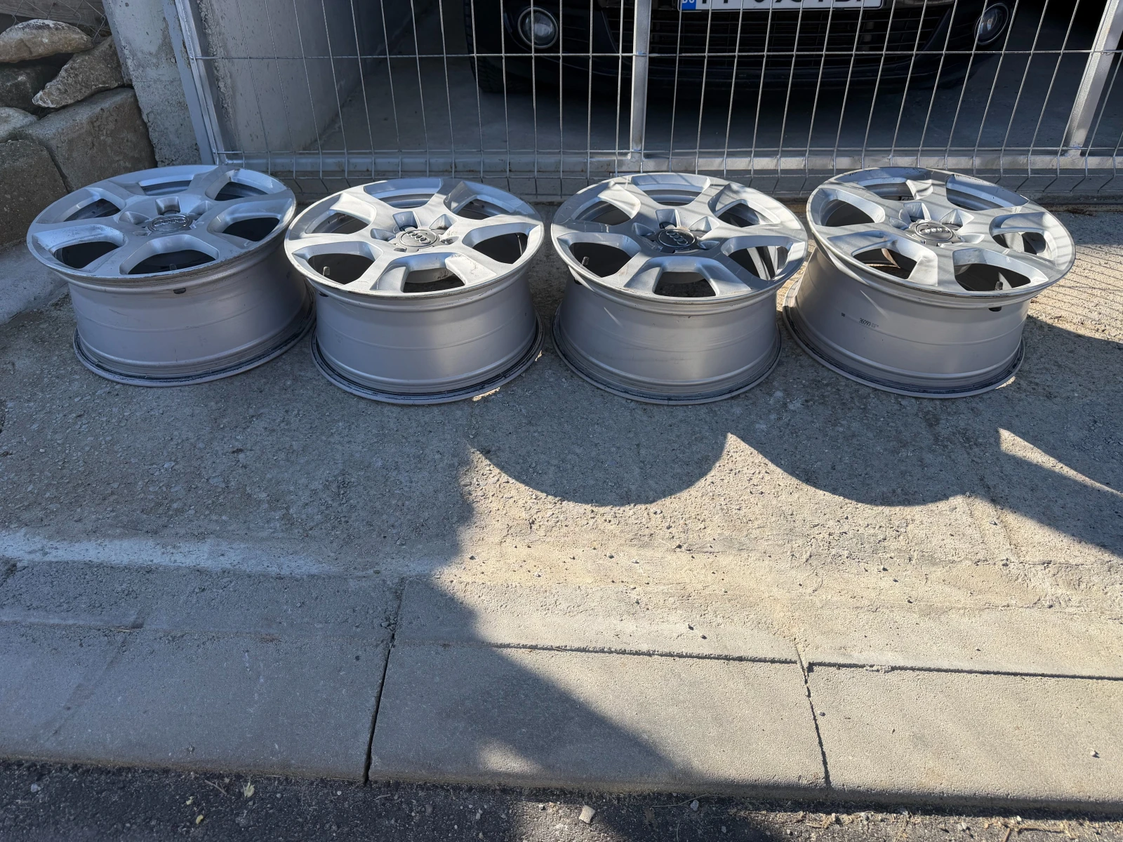 Джанти за Audi, снимка 3 - Гуми и джанти - 53768477