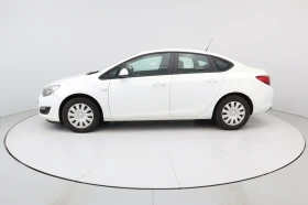 Opel Astra, снимка 7