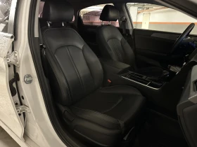 Hyundai Sonata  2.0i LPI* НАЛИЧНА ОТЛИЧНО СЪСТОЯНИЕ , снимка 11