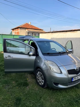 Toyota Yaris, снимка 15