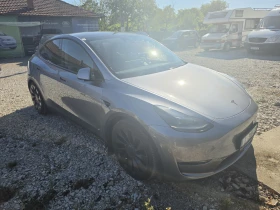 ����� �� �������� �� Tesla Model Y Performance ������