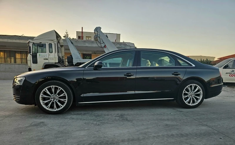 Audi A8, снимка 6 - Автомобили и джипове - 47489423