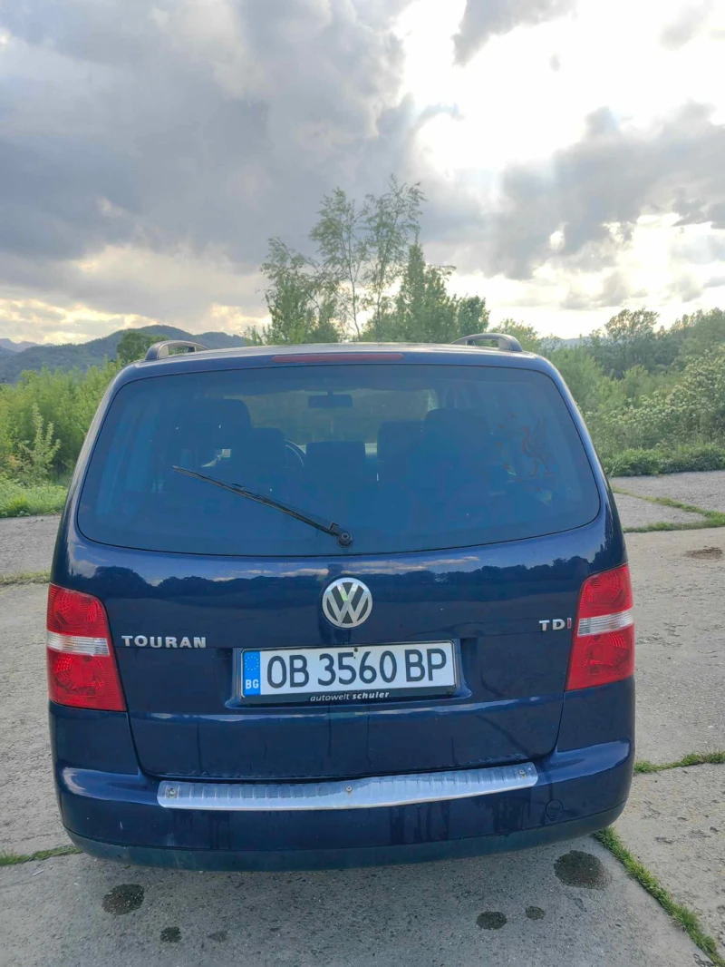 VW Touran 1.9 tdi, снимка 4 - Автомобили и джипове - 47431617