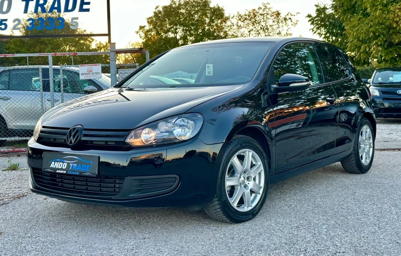 VW Golf 1.6 TDI, снимка 1 - Автомобили и джипове - 47596946