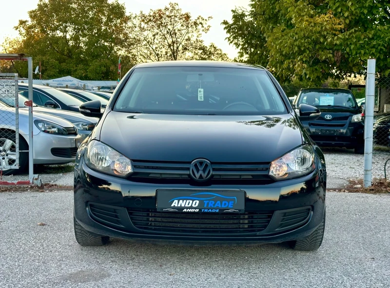 VW Golf 1.6 TDI, снимка 2 - Автомобили и джипове - 47596946