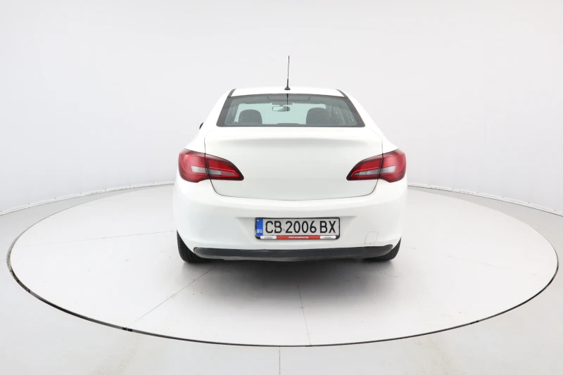 Opel Astra, снимка 5 - Автомобили и джипове - 48701345