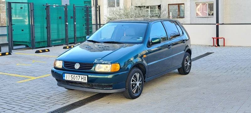 VW Polo 1.4I, снимка 8 - Автомобили и джипове - 49553613