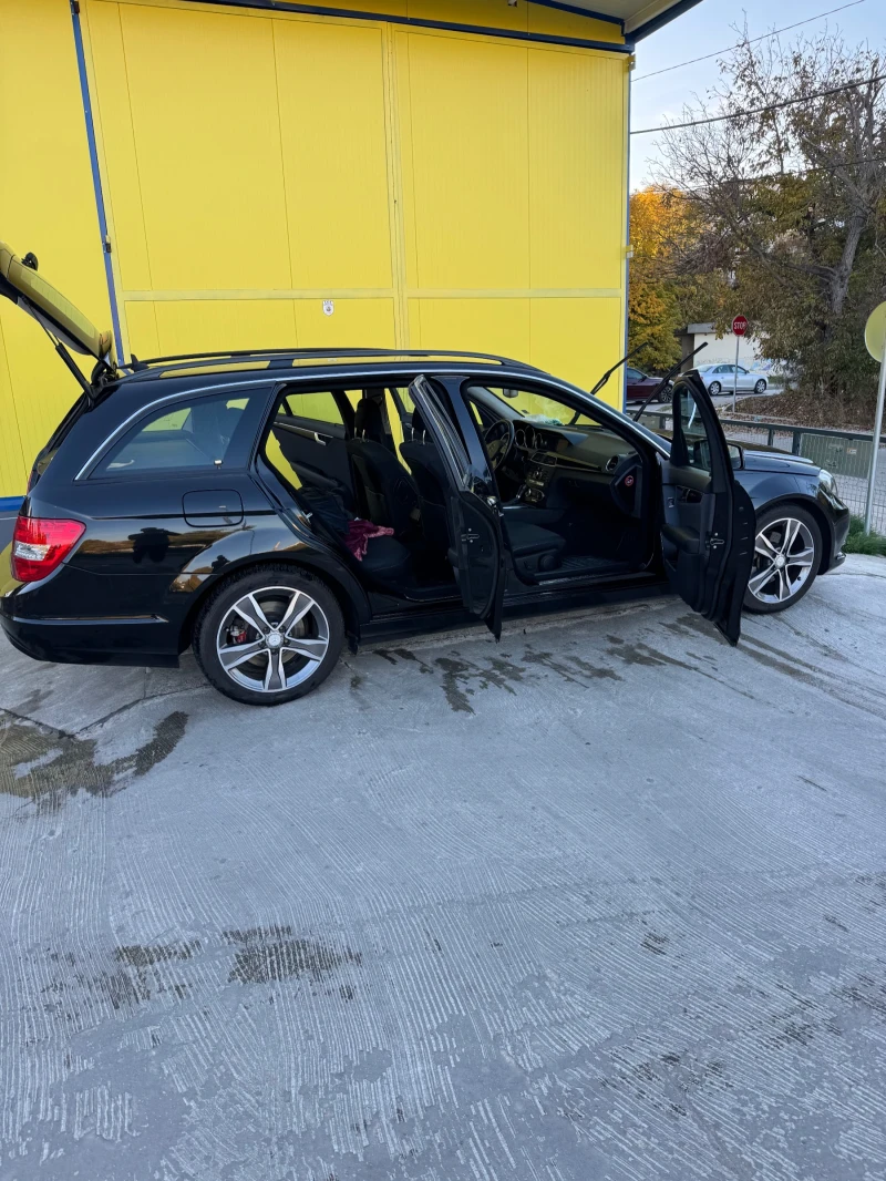 Mercedes-Benz C 250 4X4, снимка 15 - Автомобили и джипове - 52031618