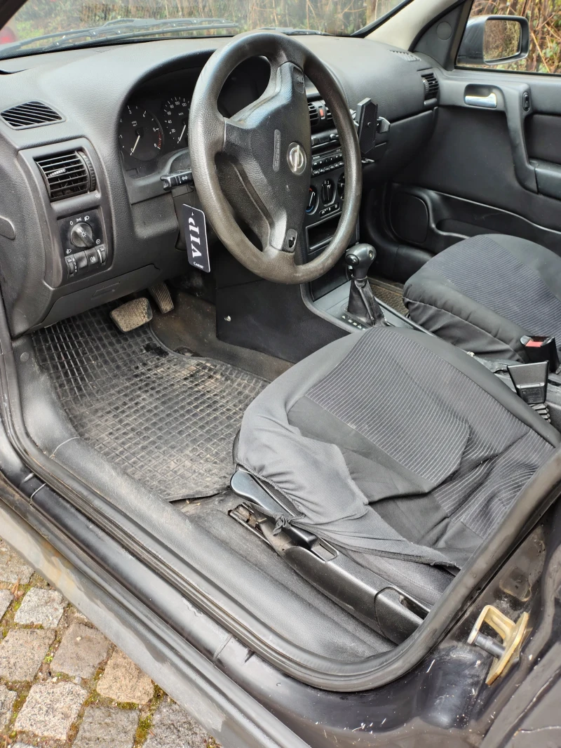Opel Astra 2.0 dti 16v, автоматик, климатик, снимка 6 - Автомобили и джипове - 52254221