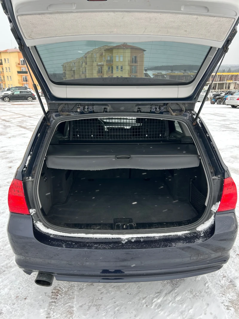 BMW 320 2.0i-143кс Евро5, снимка 14 - Автомобили и джипове - 53039562