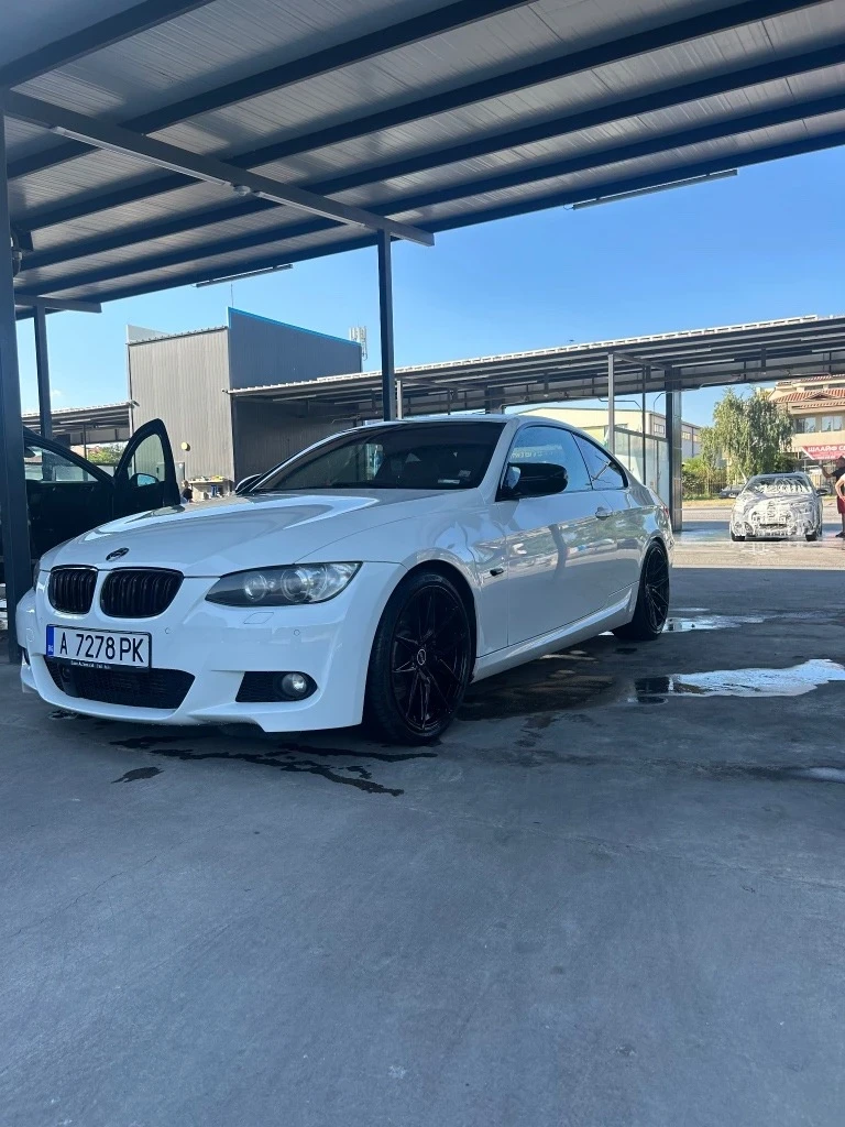 BMW 330, снимка 3 - Автомобили и джипове - 54068249