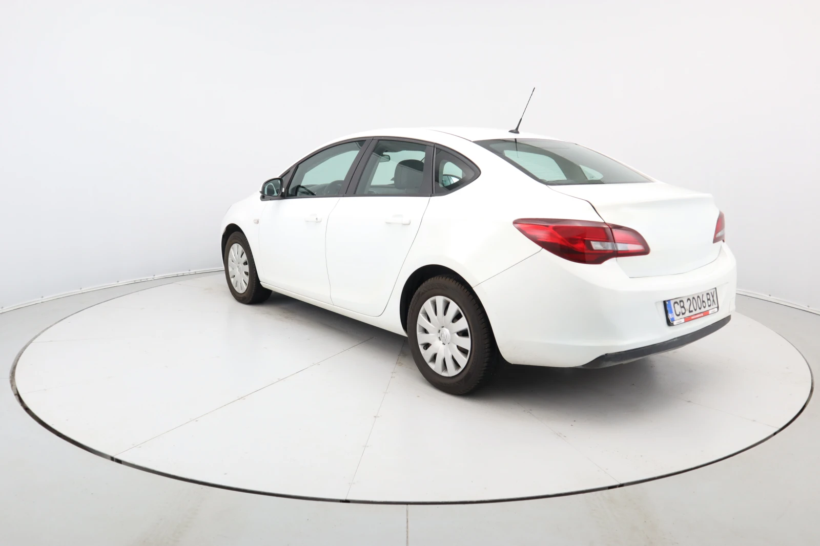 Opel Astra  - изображение 4