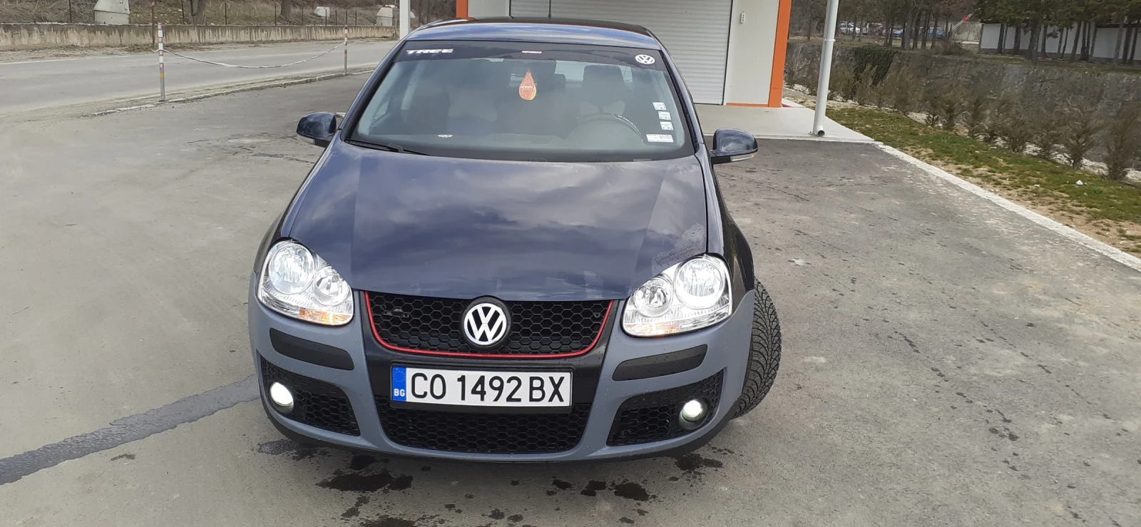 VW Golf 1.6 БАРТЕР С ДОПЛАЩАНЕ - изображение 5