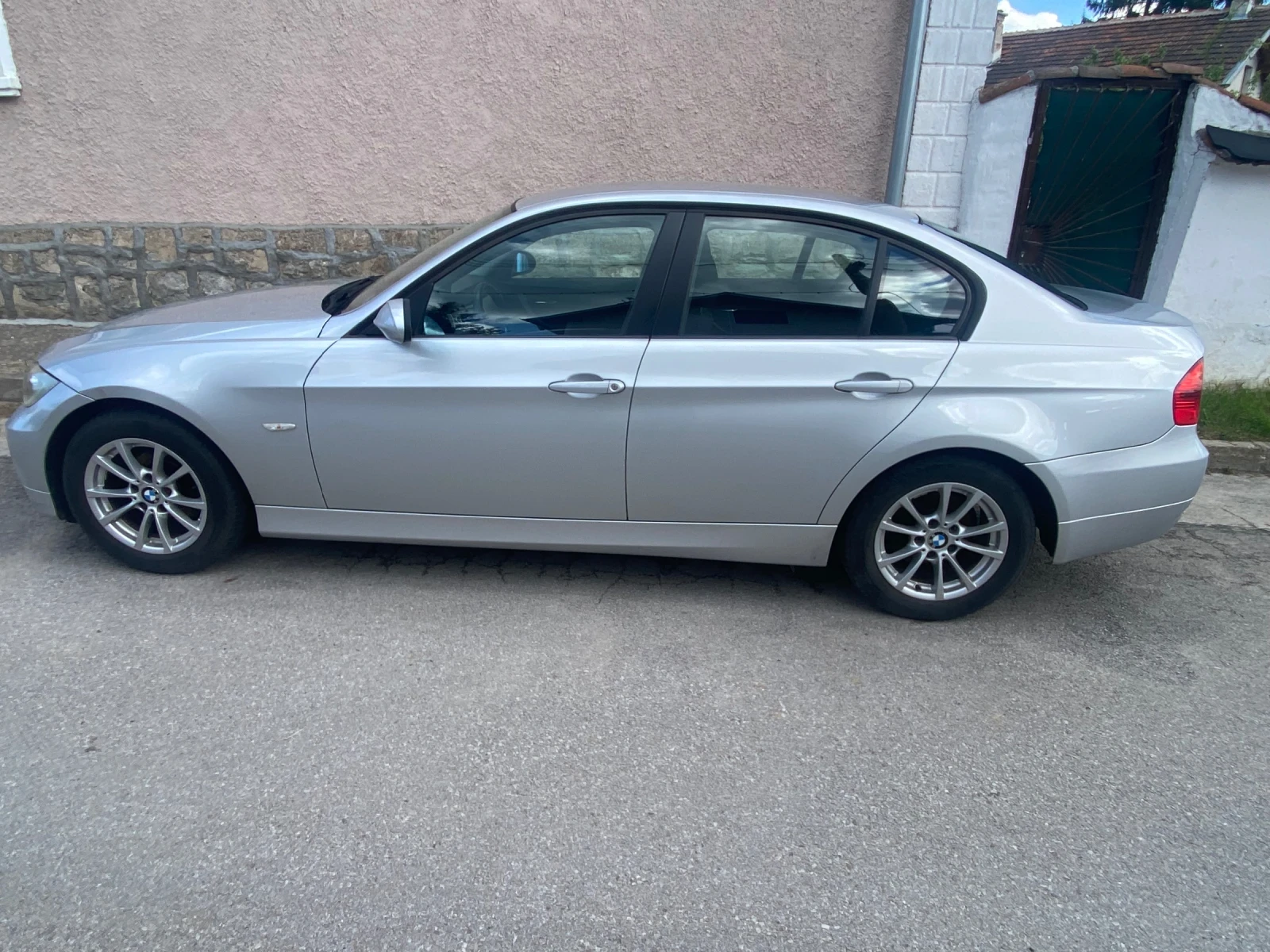 BMW 318 I - изображение 3