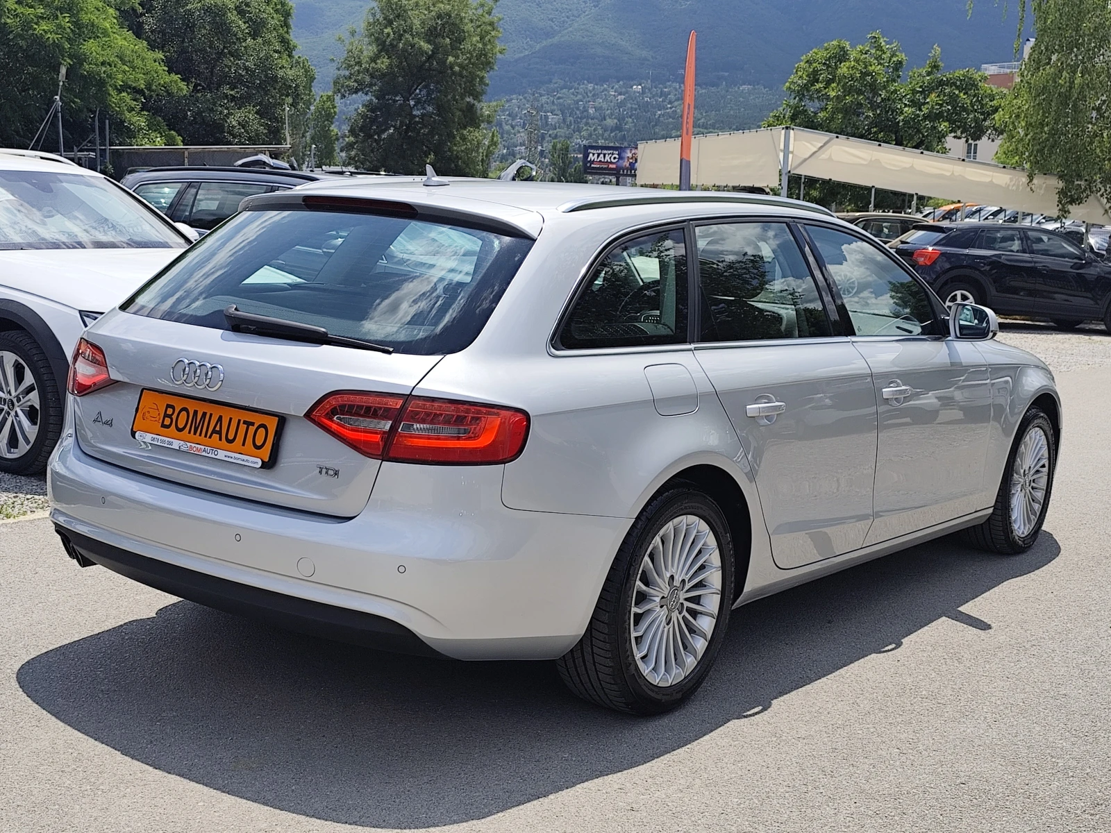 Audi A4 2.0TDi* EURO5B* LED/XENON* FACELIFT - изображение 3