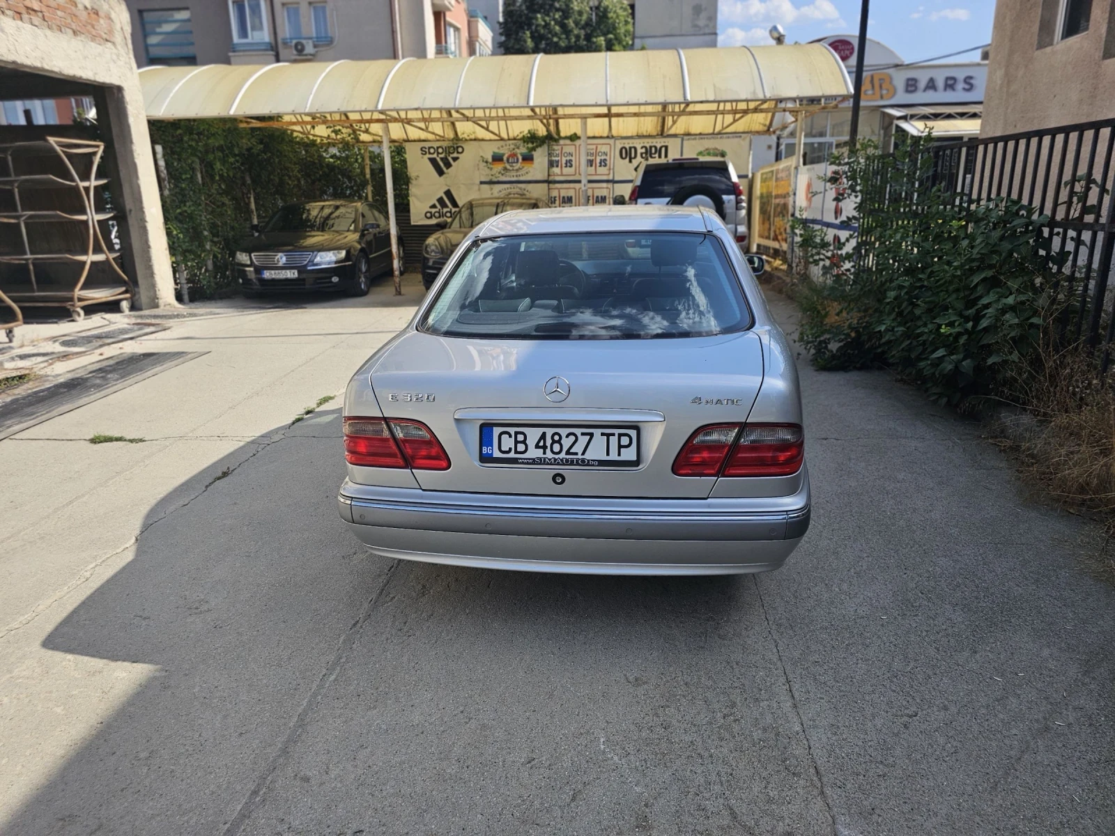 Mercedes-Benz E 320 4matic - изображение 5