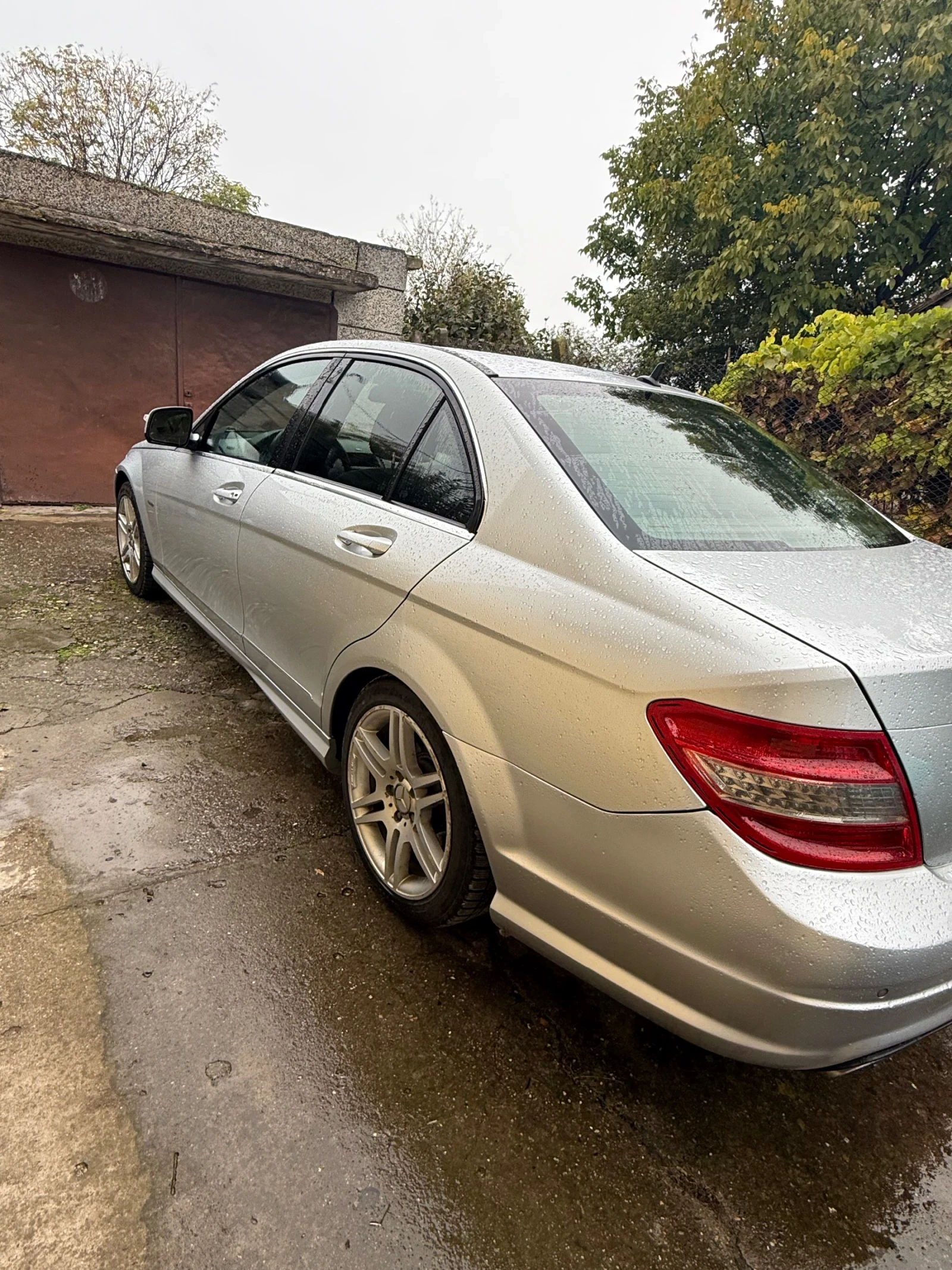 Mercedes-Benz C 220 AMG - изображение 5