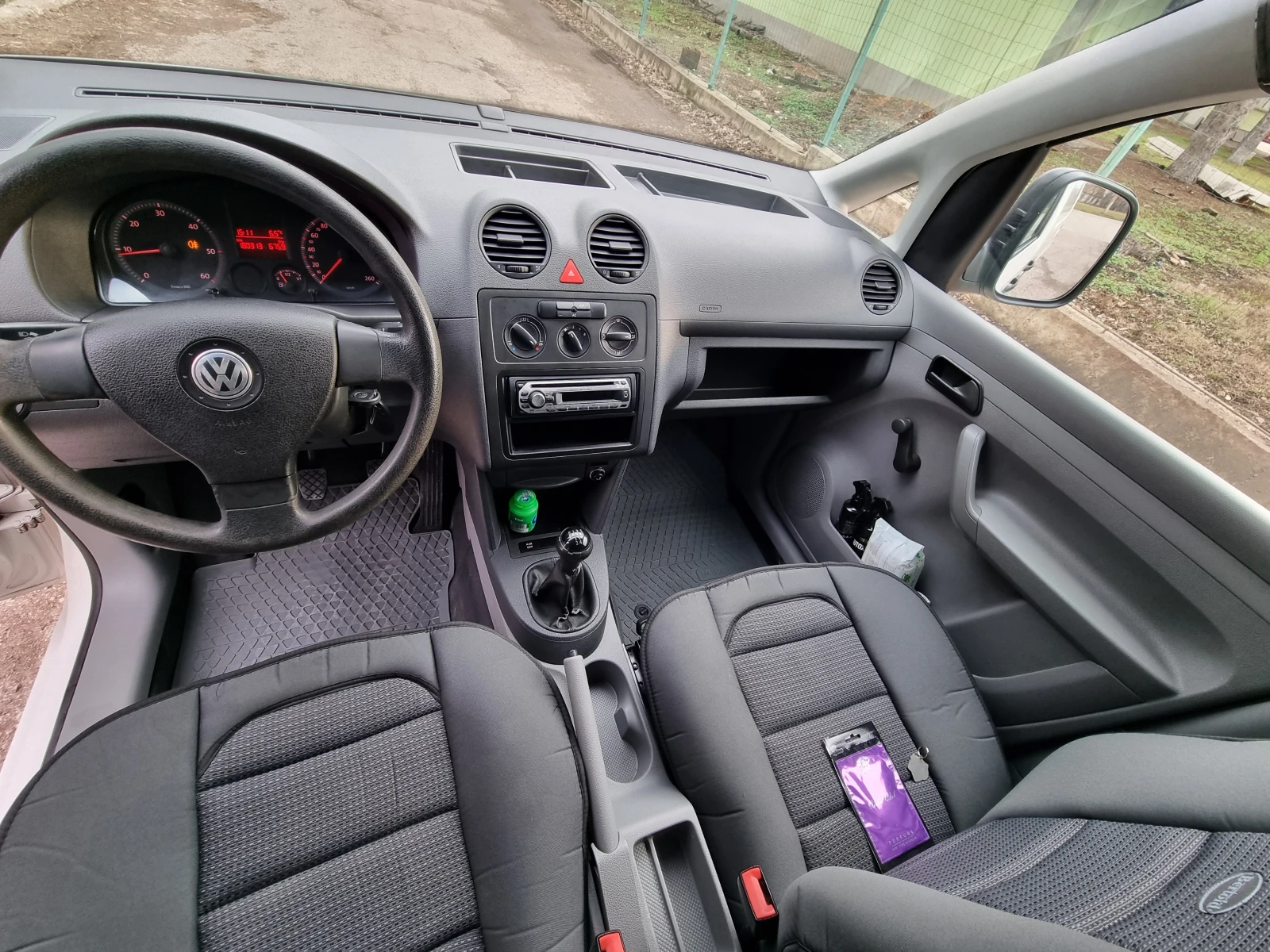 VW Caddy 1.9TDI - изображение 4