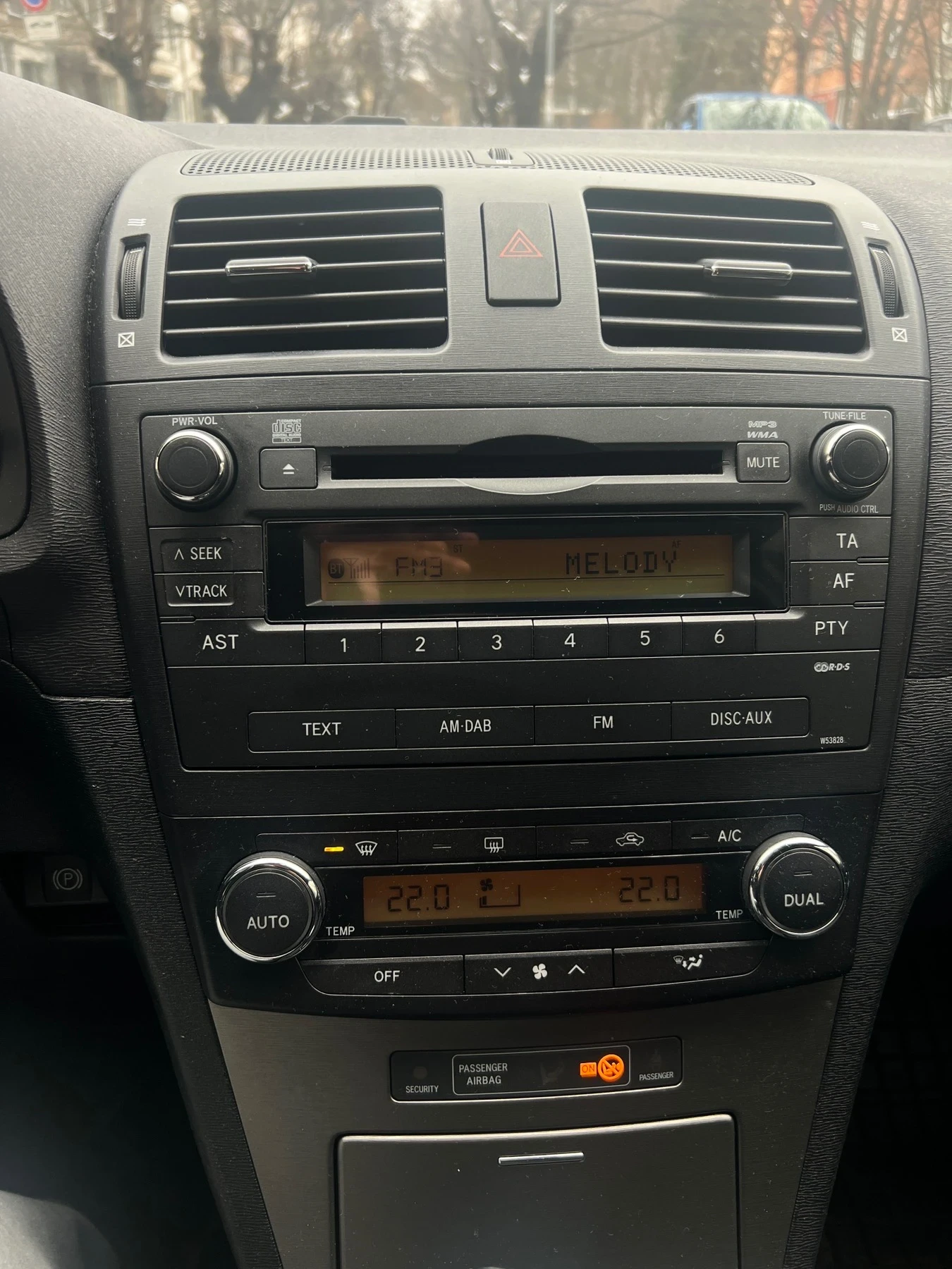 Toyota Avensis  - изображение 4