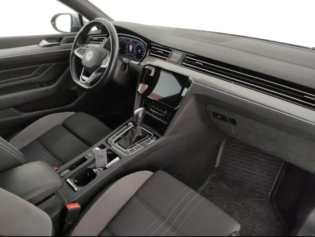 VW Passat N1 DIGITAL DSG 4x4, снимка 10 - Автомобили и джипове - 53822825