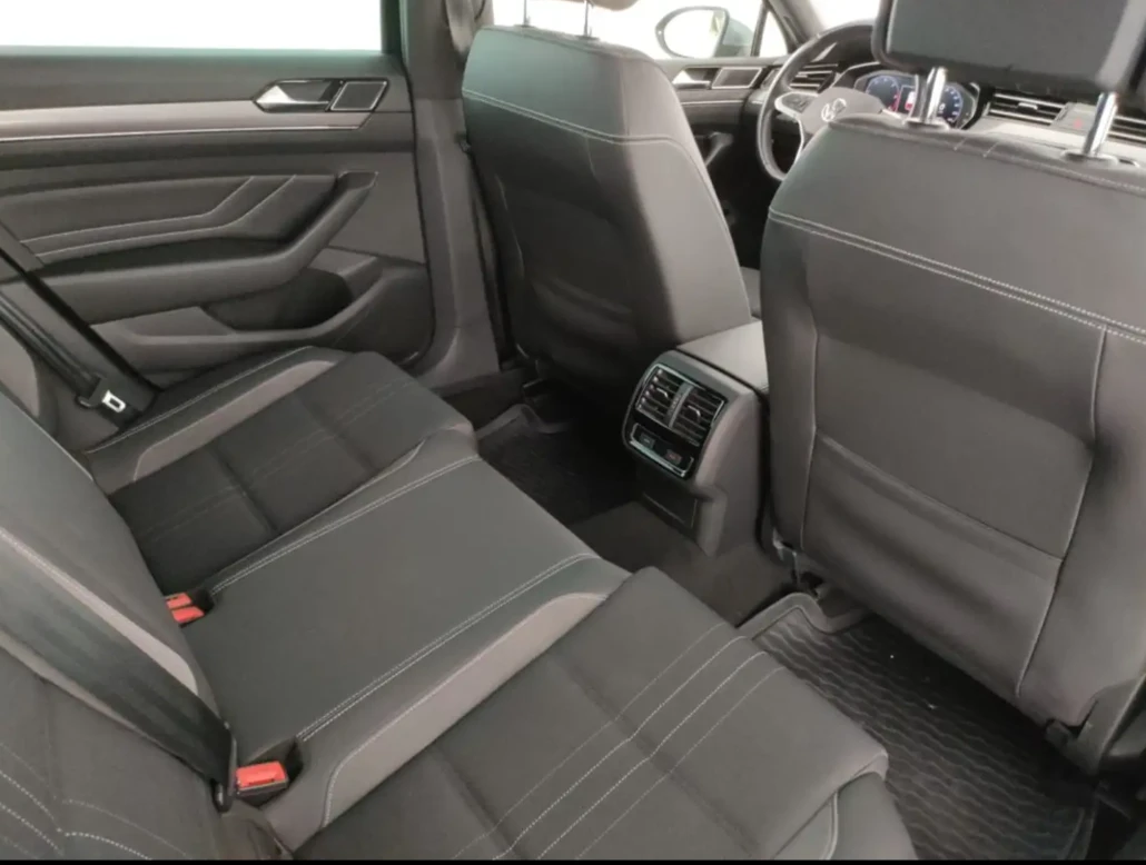 VW Passat N1 DIGITAL DSG 4x4, снимка 9 - Автомобили и джипове - 53822825