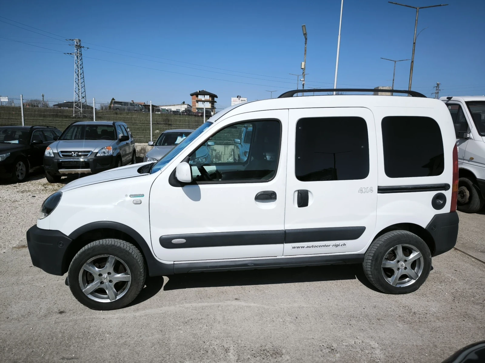Renault Kangoo 1.9TD 4x4, снимка 6 - Автомобили и джипове - 53863763