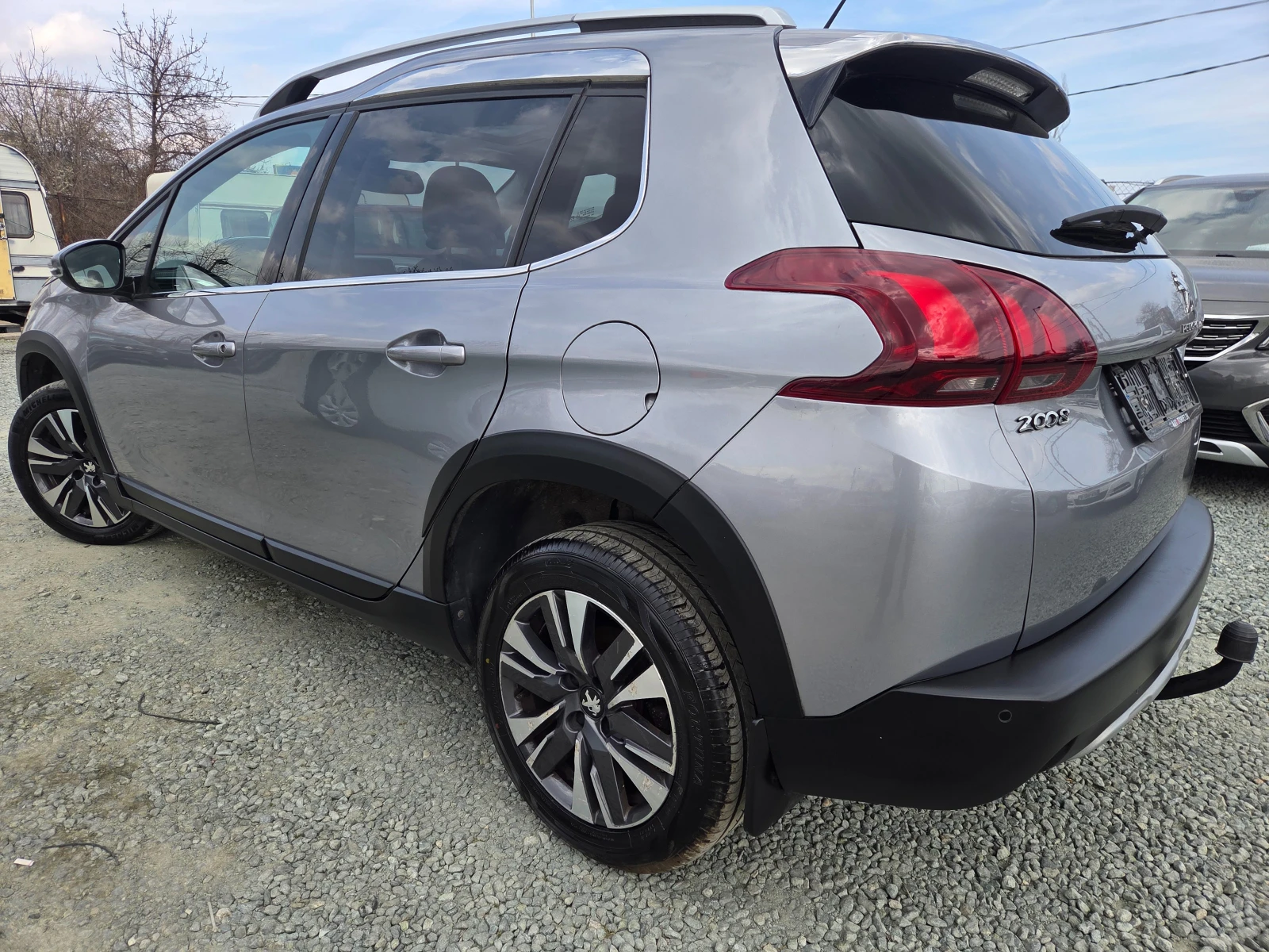 Peugeot 2008 1.5 HDi-Фул екстри , снимка 5 - Автомобили и джипове - 53984186