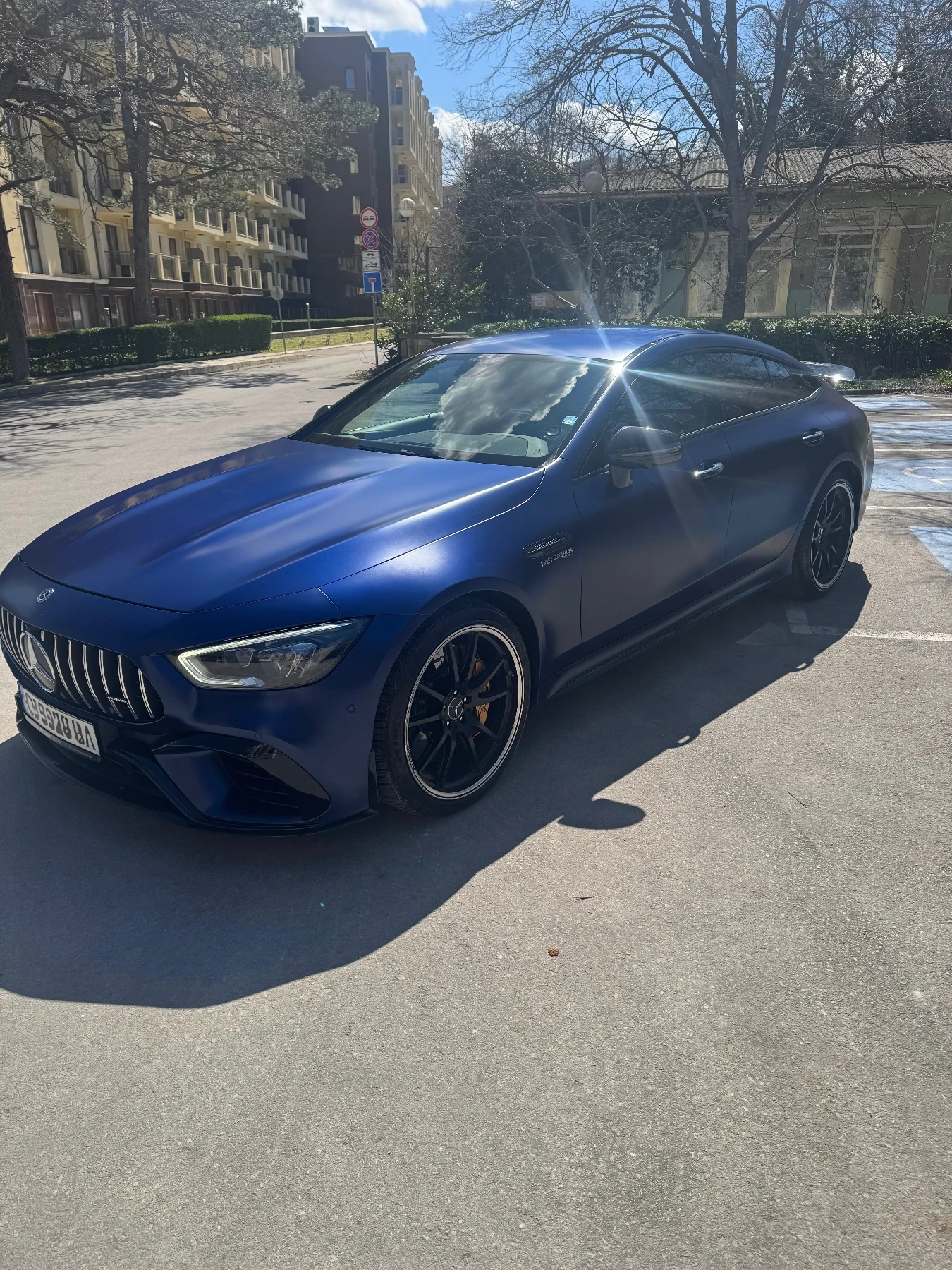 Mercedes-Benz AMG GT AMG 63S 4Matic+ * Carbon ceramic * Designo, снимка 3 - Автомобили и джипове - 54149804