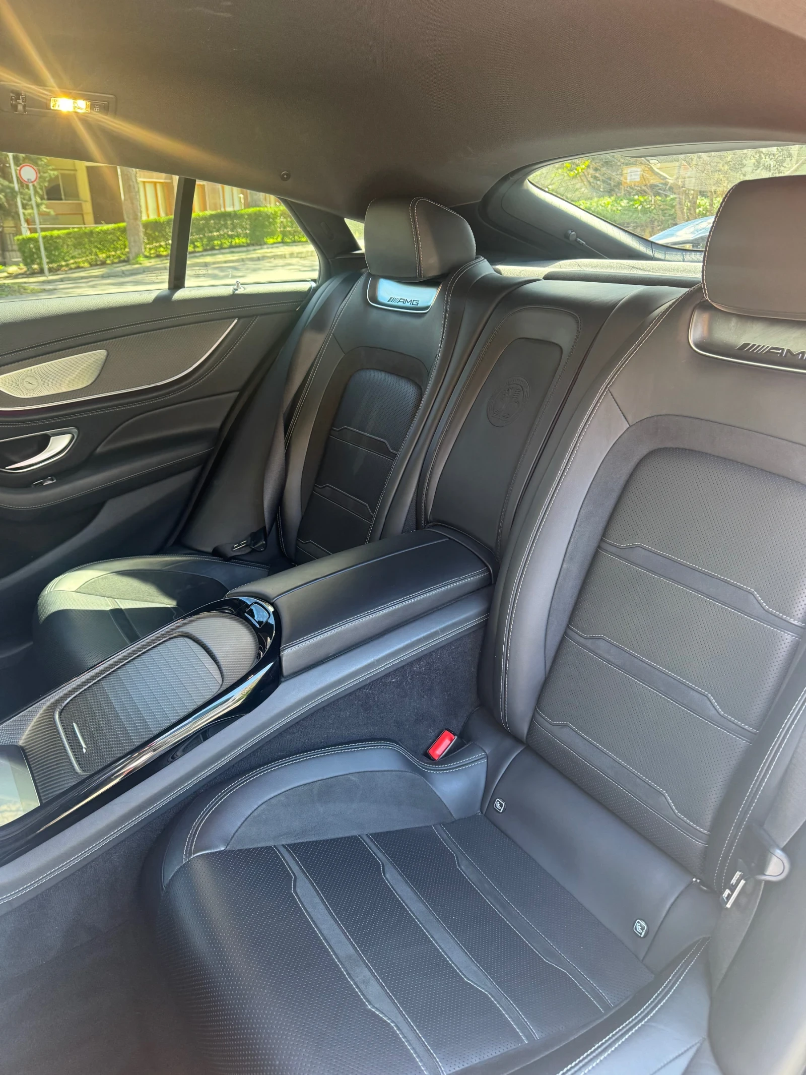 Mercedes-Benz AMG GT AMG 63S 4Matic+ * Carbon ceramic * Designo, снимка 7 - Автомобили и джипове - 54149804