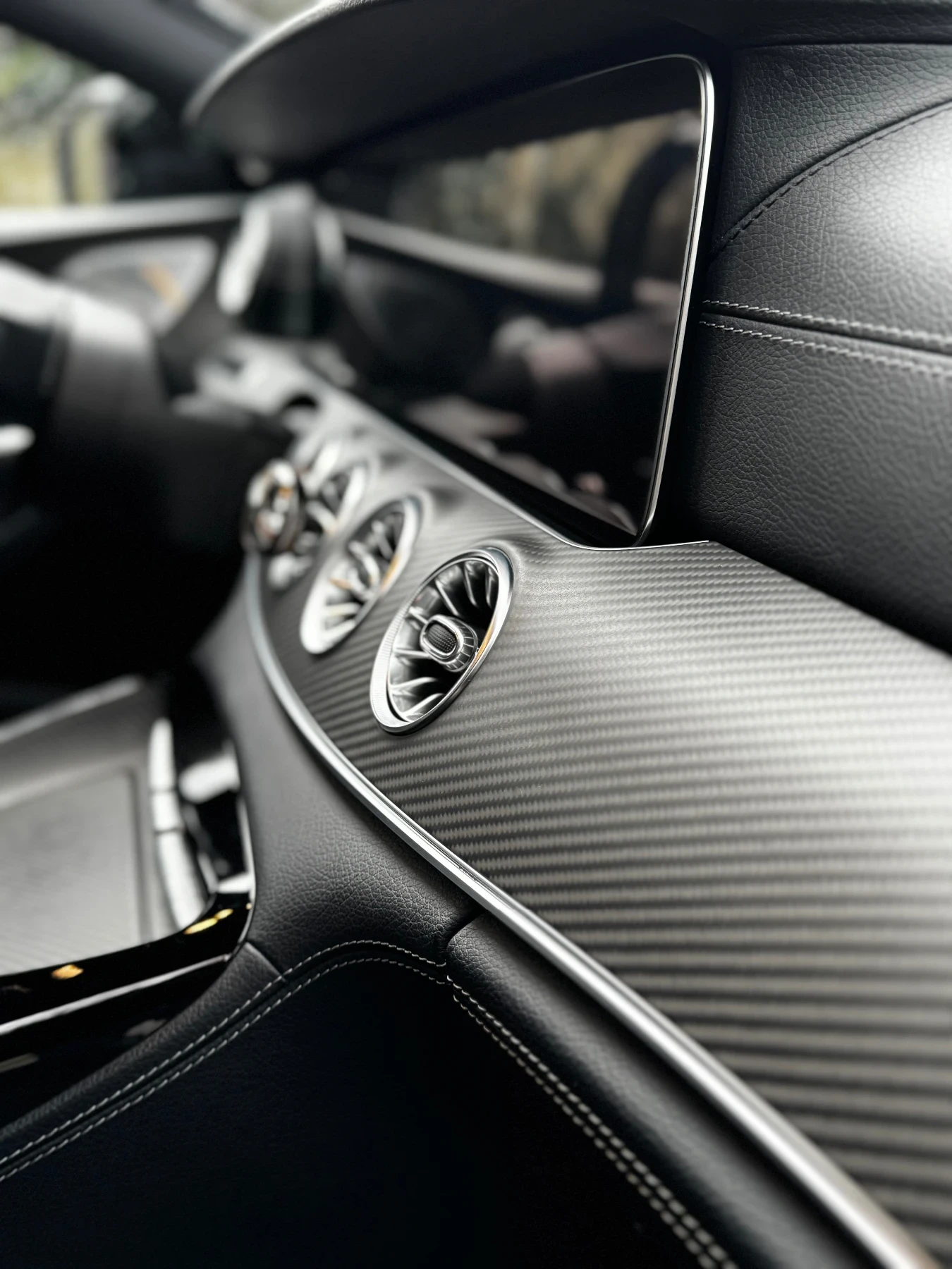 Mercedes-Benz AMG GT AMG 63S 4Matic+ * Carbon ceramic * Designo, снимка 9 - Автомобили и джипове - 54149804