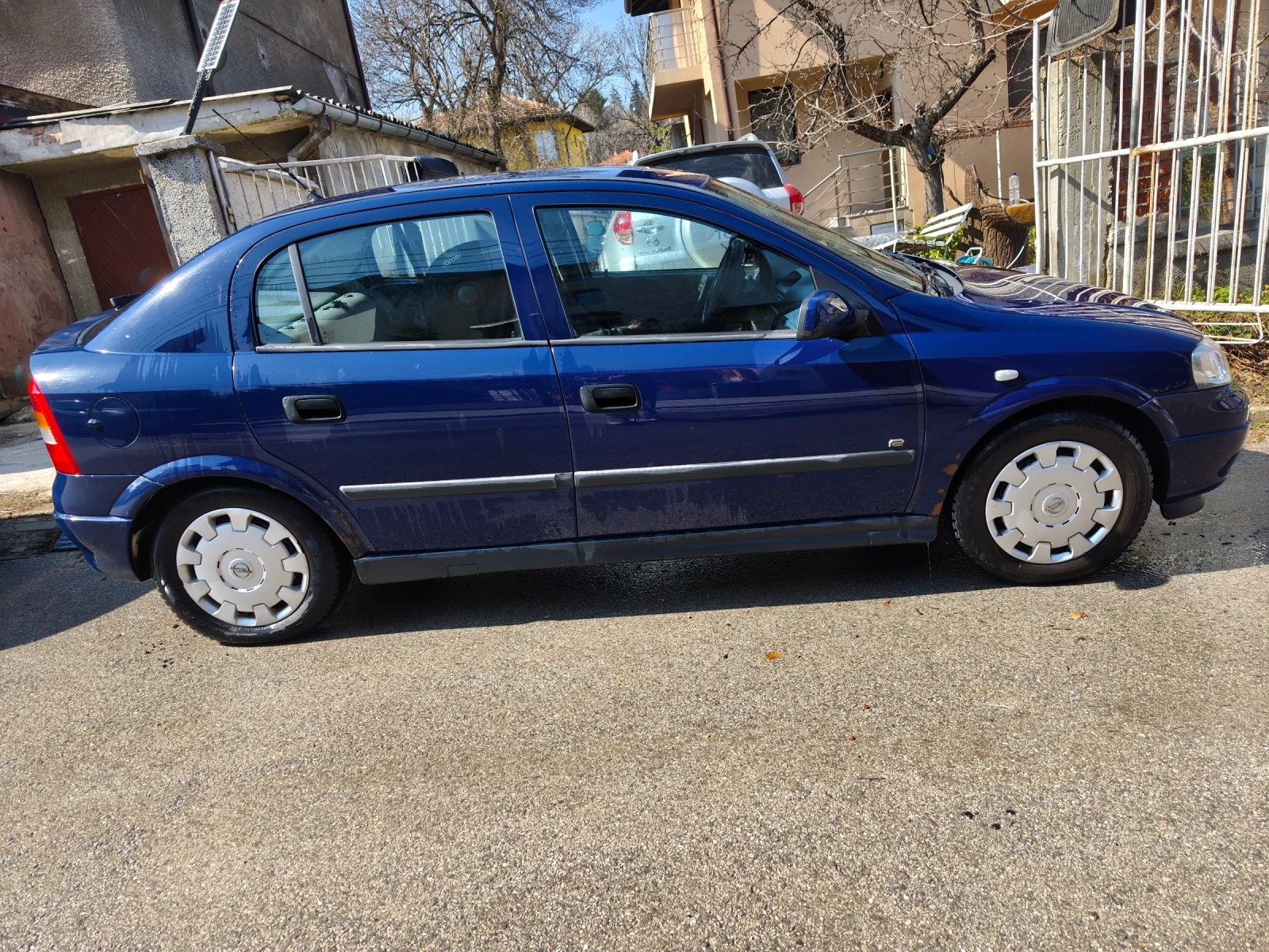 Opel Astra Хеджбек, снимка 5 - Автомобили и джипове - 54326872